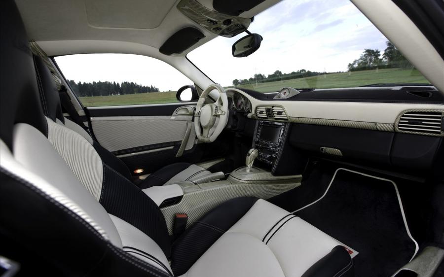  Porsche 911 Carrera by Mansory 2009 года  (фото 2 из 13)